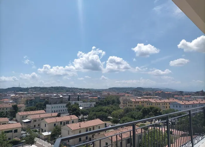 Bellavista Civico 100 *